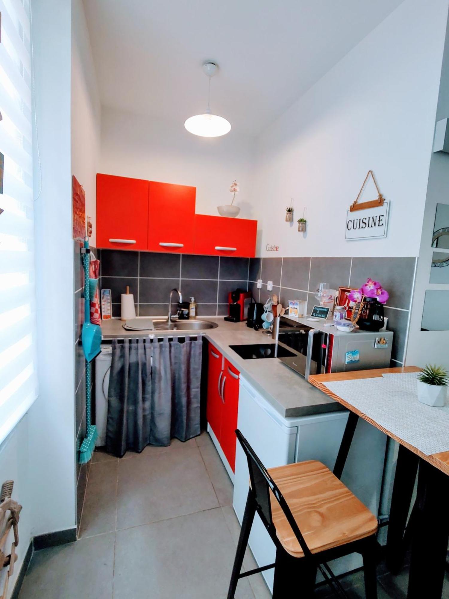 Studio Coin Nuit, Entre Plage Et Centre Marseille Exteriér fotografie