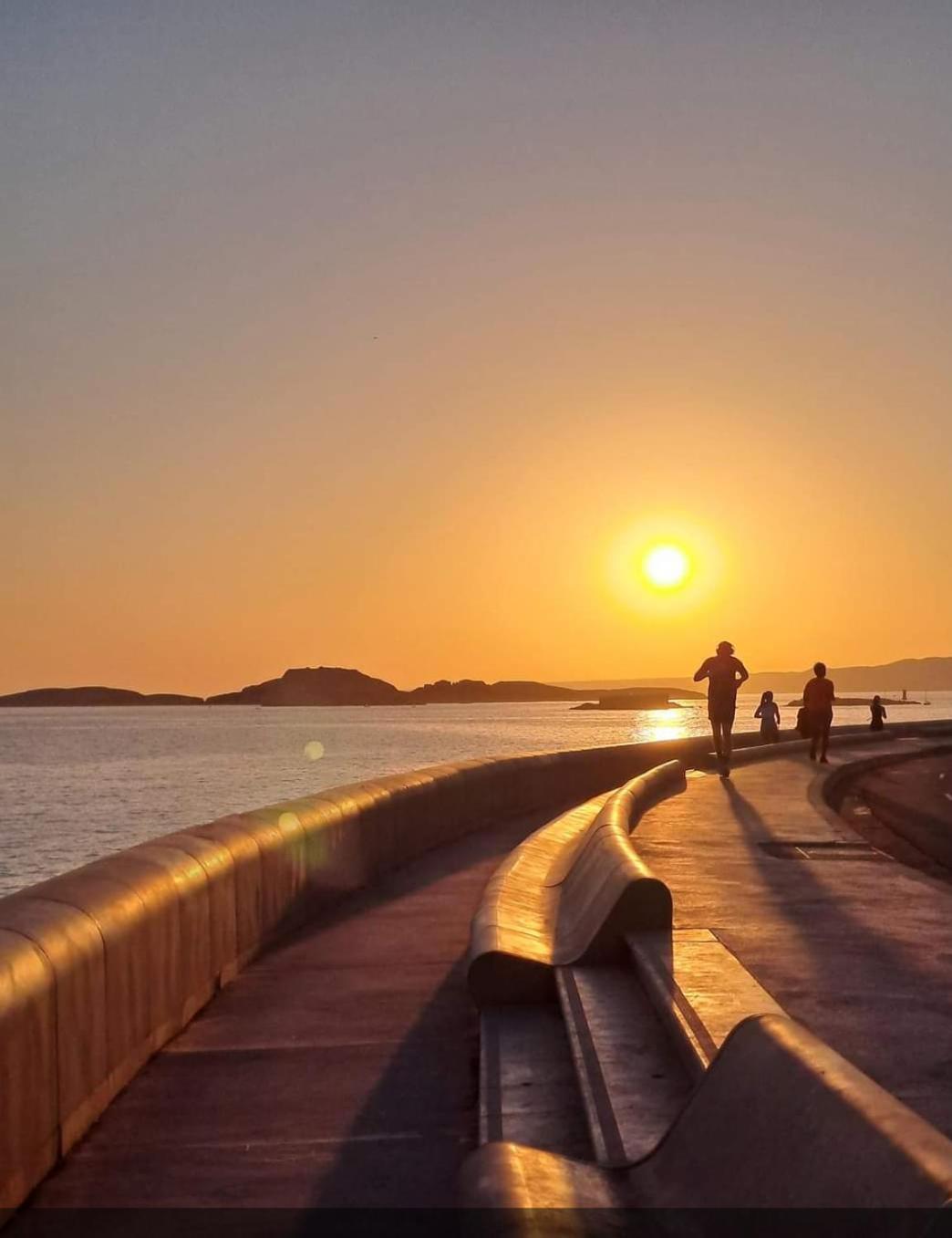 Studio Coin Nuit, Entre Plage Et Centre Marseille Exteriér fotografie