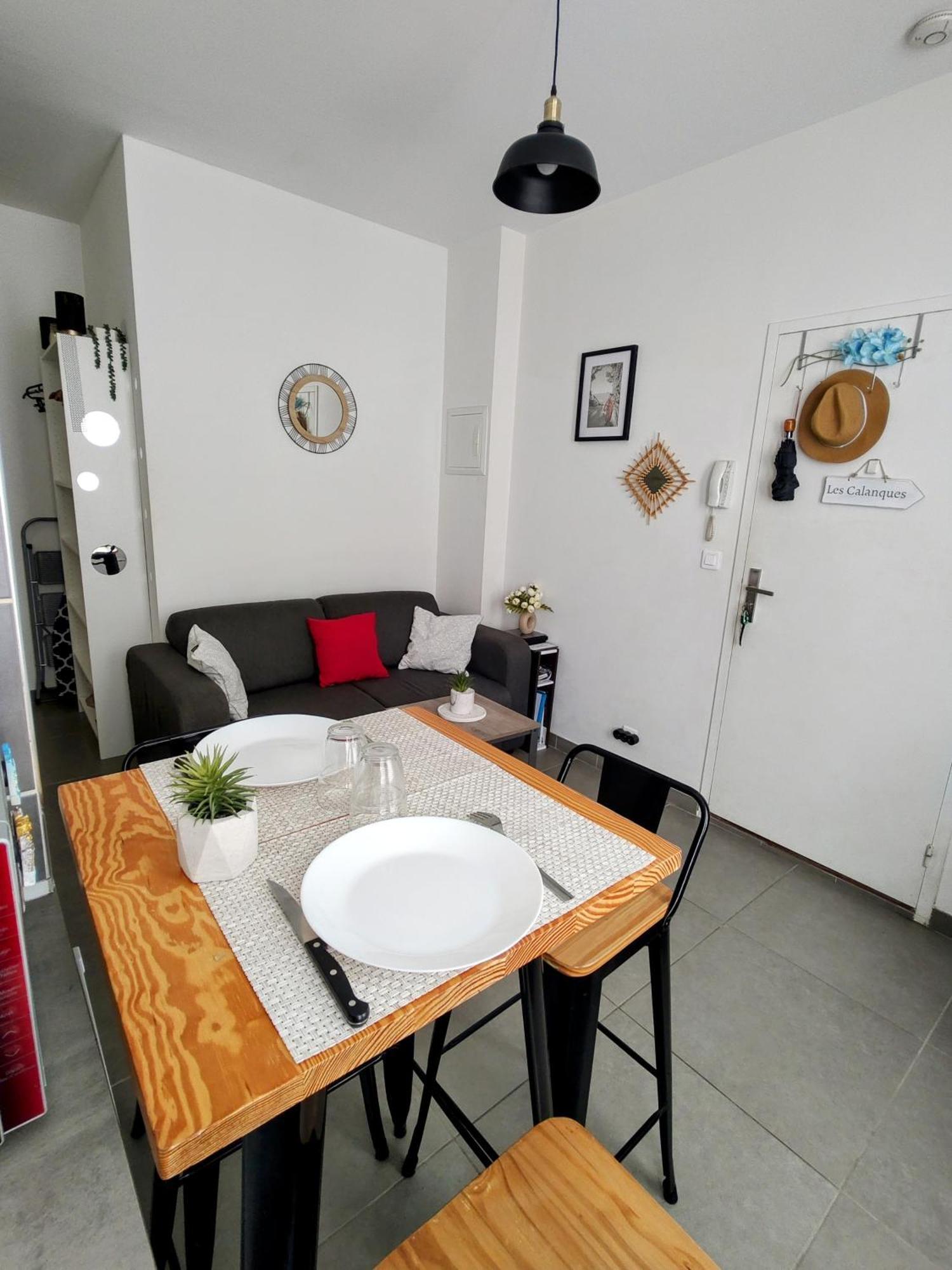 Studio Coin Nuit, Entre Plage Et Centre Marseille Exteriér fotografie